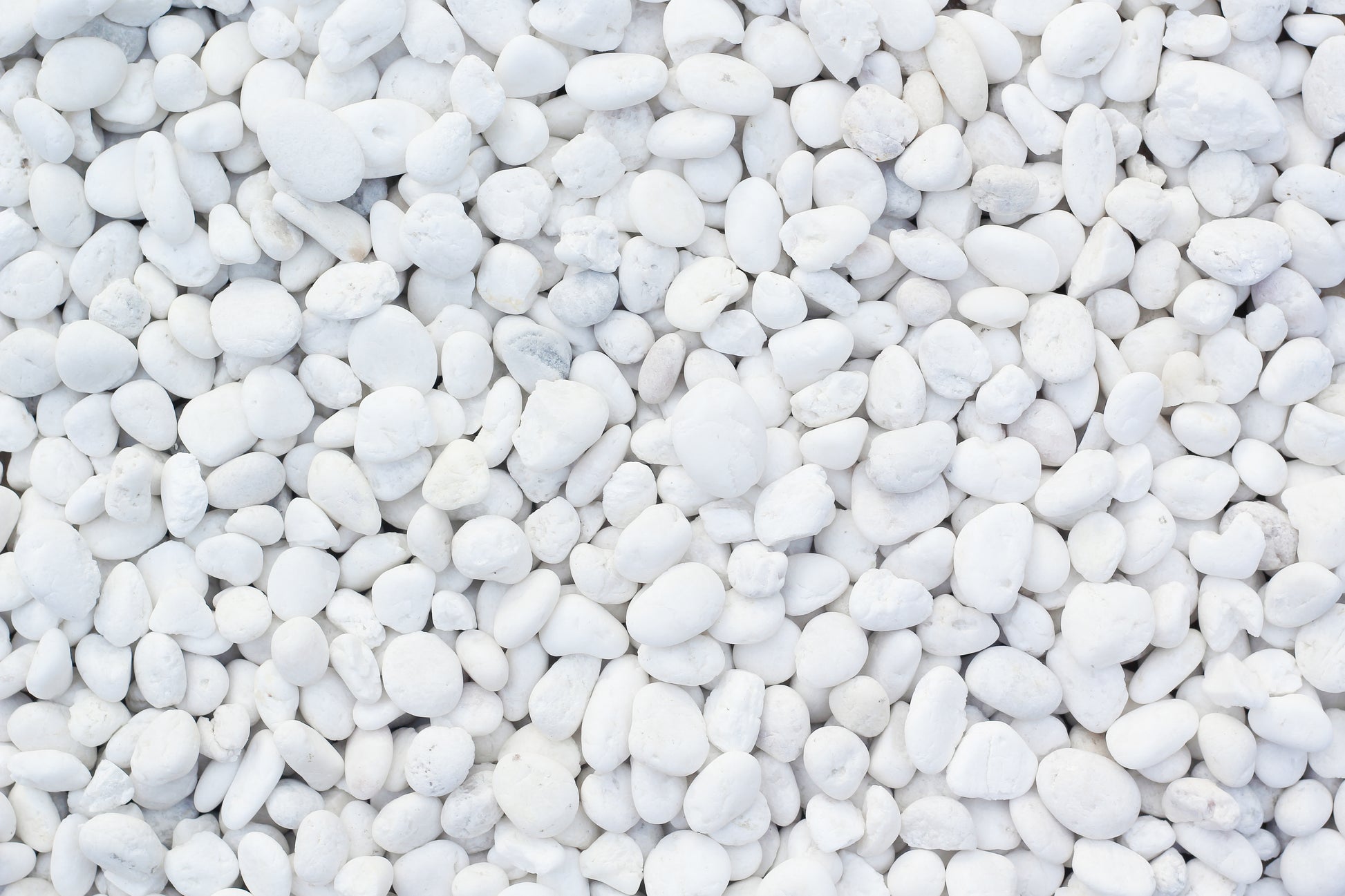 Snow White Marble Pebbles
